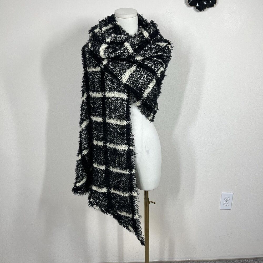 Johnston Murphy Scarf Womens One Size Black Plaid Knit Winter Wrap Shawl Cozy